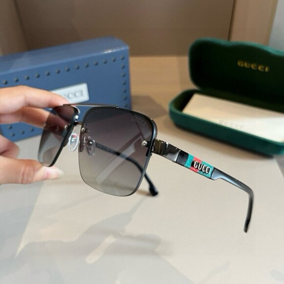 Gucci Women\'s Designer Sunglasses main image 7